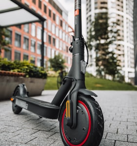 Segway Ninebot ES2 Electric Scooter
